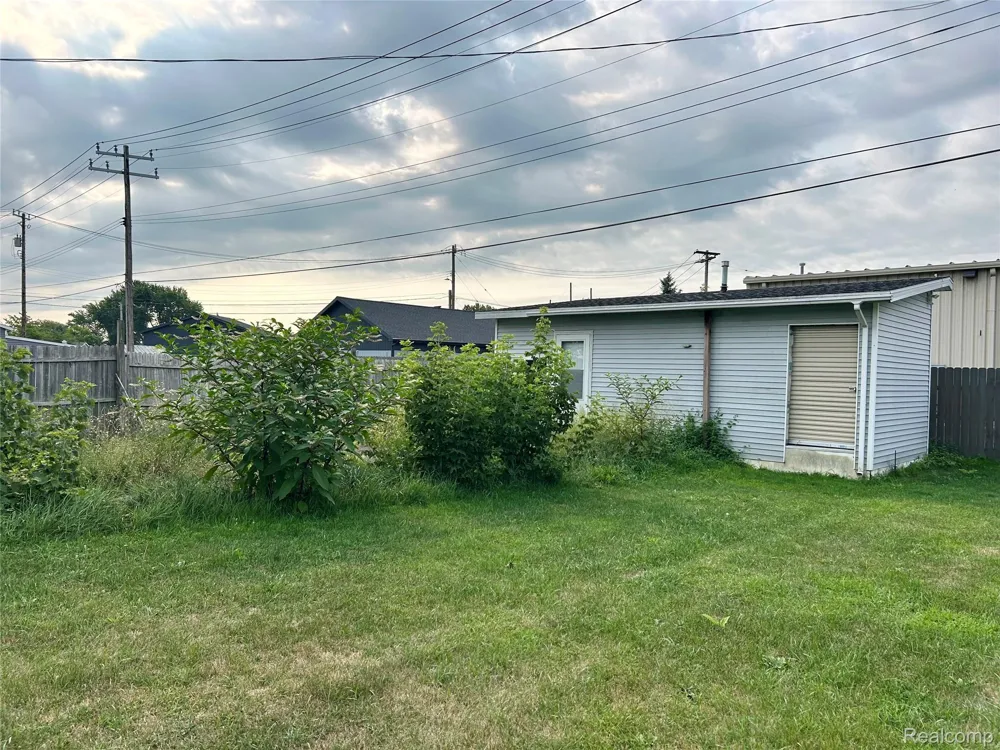 2222 Moak Street Port Huron City, MI 48060