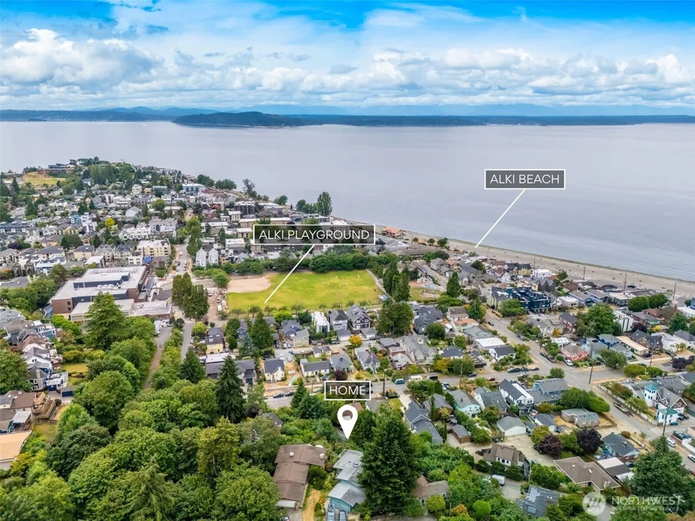 5625 SW Teig Place Seattle, WA 98116