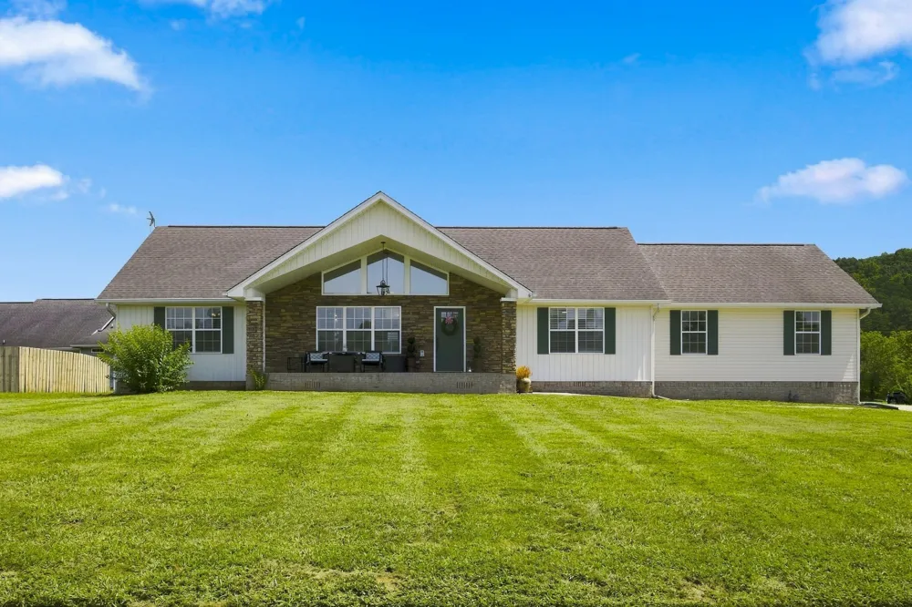 410 Thoroughbred Dr NW Cleveland, TN 37312