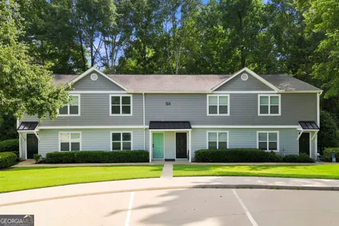604 Ivey CT