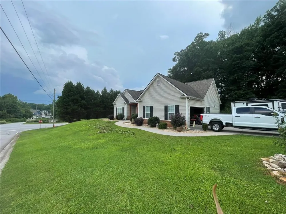 205 Stagecoach Pass Temple, GA 30179