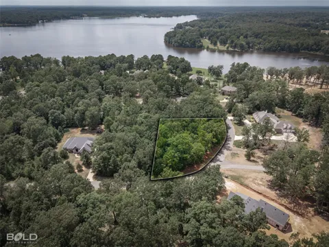 140 Oak Leaf Trail
