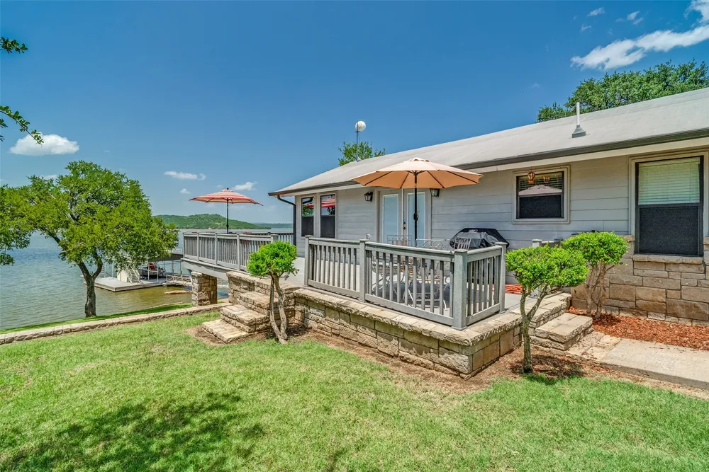 119 Casey Lane Graford, TX 76449
