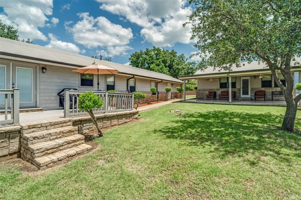 119 Casey Lane Graford, TX 76449
