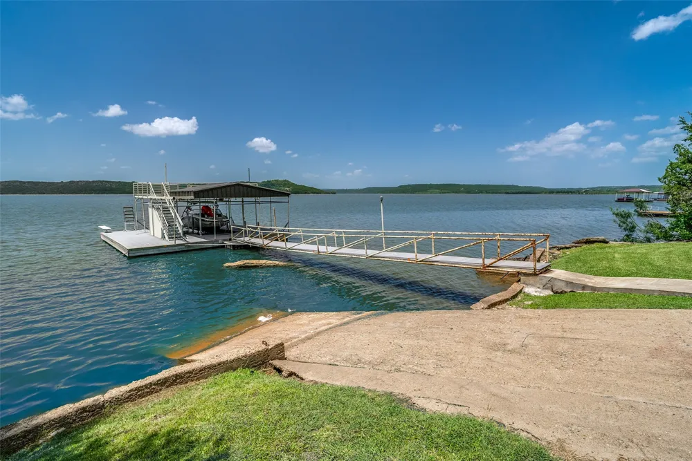 119 Casey Lane Graford, TX 76449
