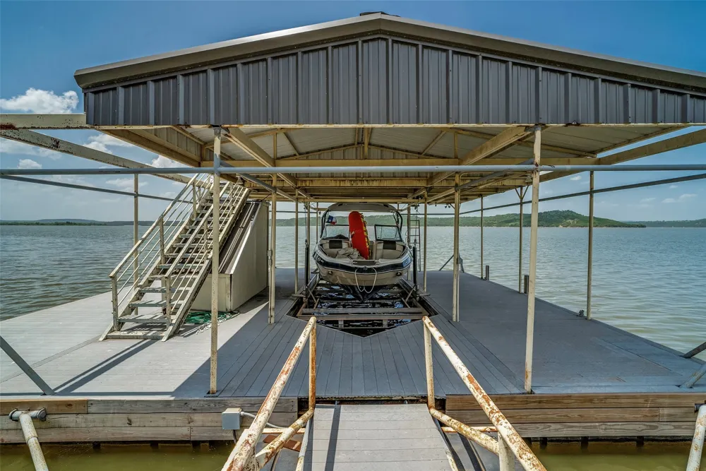 119 Casey Lane Graford, TX 76449