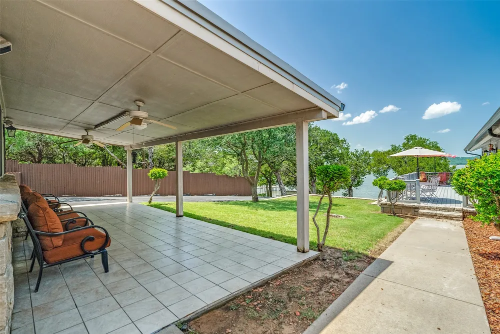 119 Casey Lane Graford, TX 76449