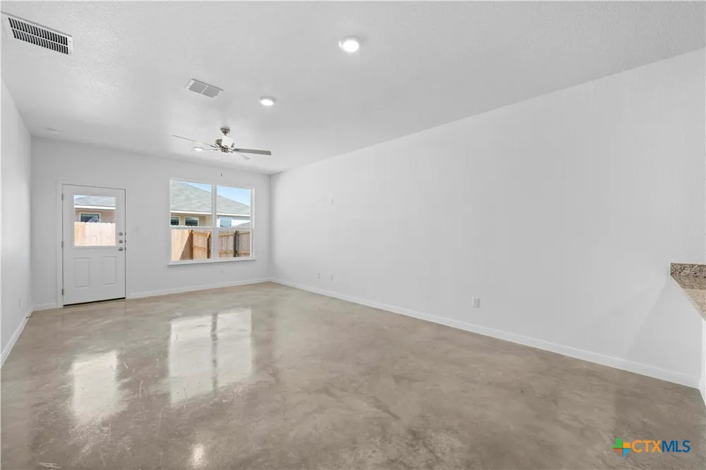3800 Sugar Hackberry Trail Killeen, TX 76542