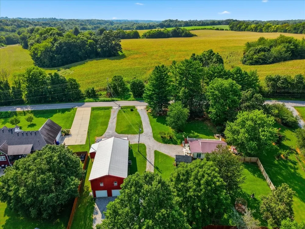 8175 Cedar Grove Rd Cross Plains, TN 37049