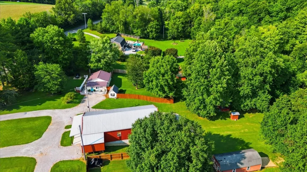 8175 Cedar Grove Rd Cross Plains, TN 37049