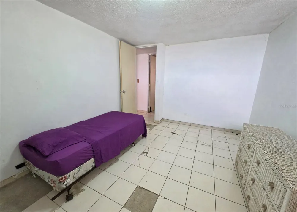 650 SERGIO CUEVAS BUSTAMANTE #1111 San Juan, PR 00918