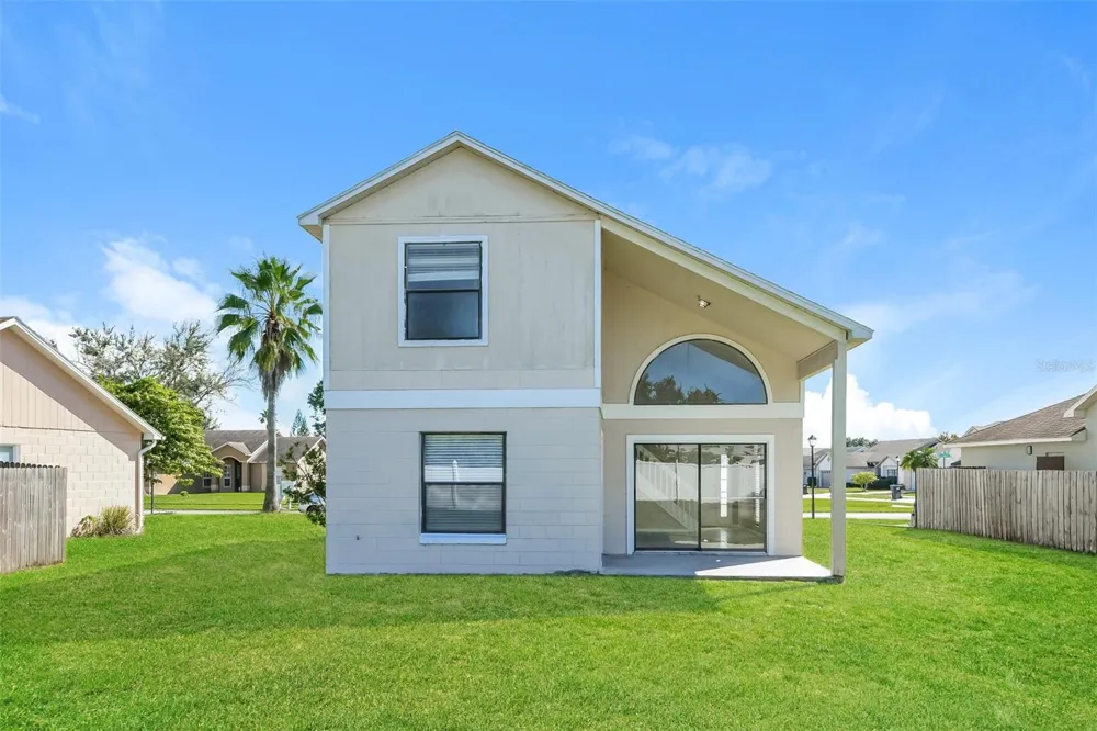 11943 BLACKHEATH CIRCLE Orlando, FL 32837