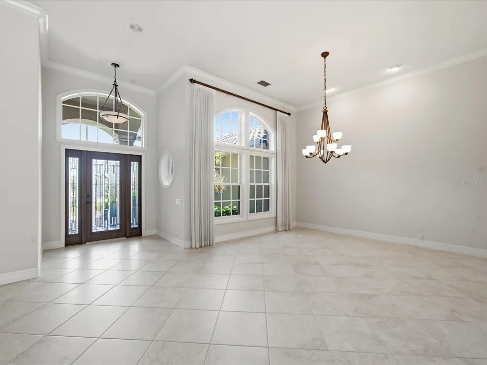 9802 MAKO COURT Tampa, FL 33615