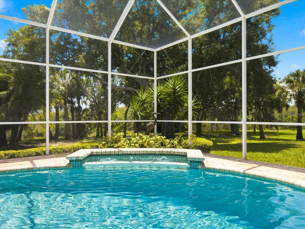 9802 MAKO COURT Tampa, FL 33615