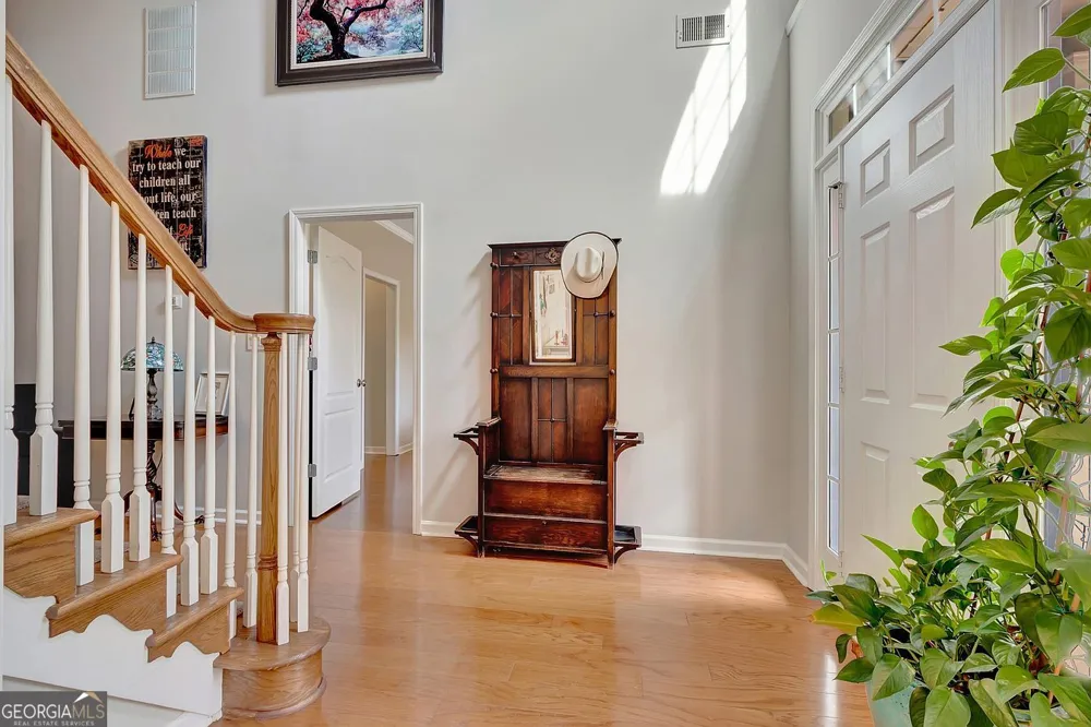 374 Persimmon DR Sharpsburg, GA 30277