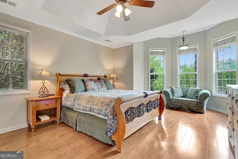 374 Persimmon DR Sharpsburg, GA 30277
