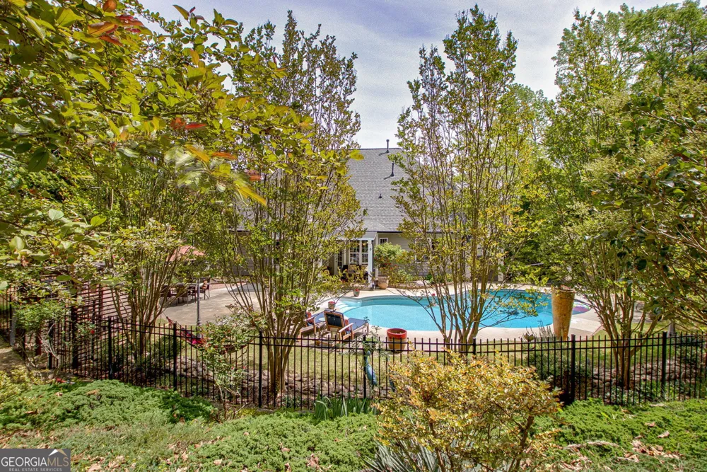 374 Persimmon DR Sharpsburg, GA 30277