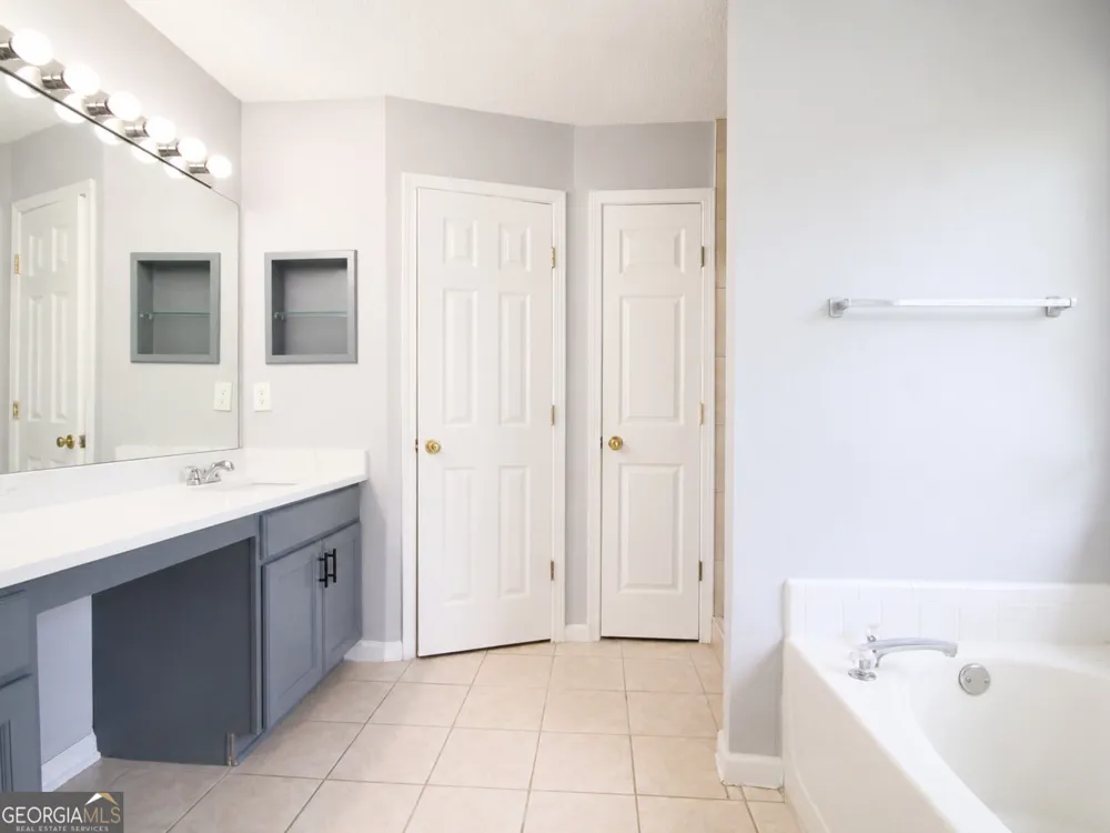 370 Darter RUN NW Kennesaw, GA 30144