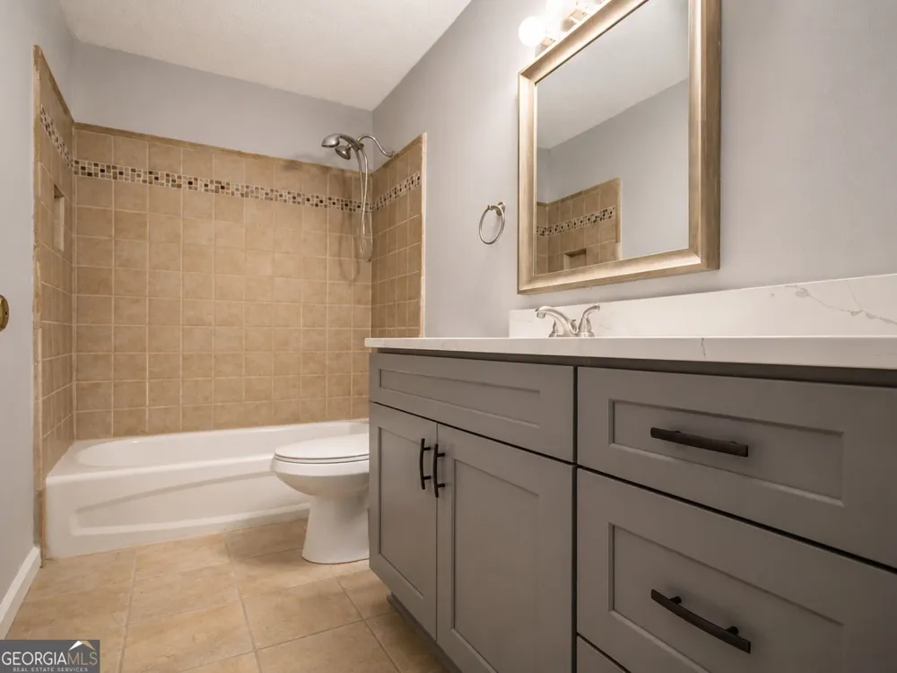 370 Darter RUN NW Kennesaw, GA 30144