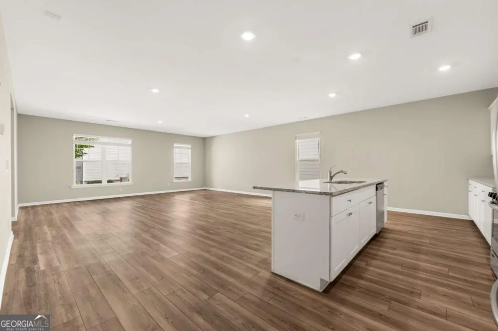 4335 Magpie DR Hoschton, GA 30548