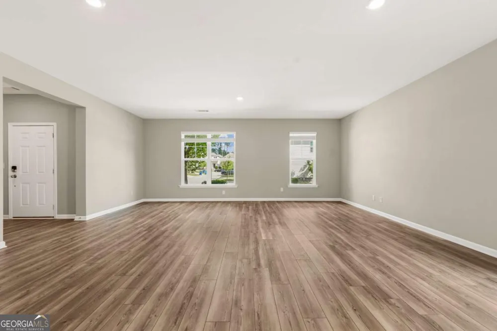 4335 Magpie DR Hoschton, GA 30548