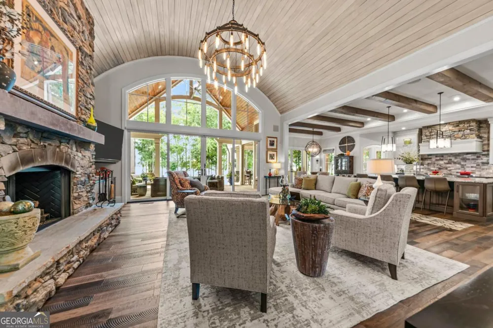 1201 Big Water CIR Greensboro, GA 30642