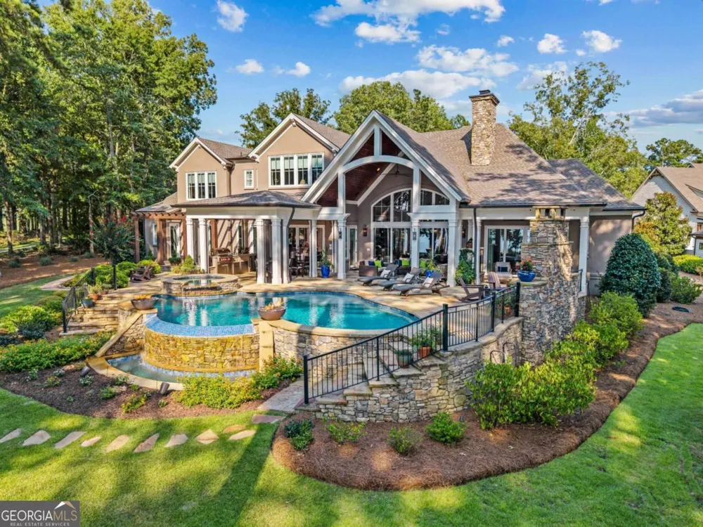 1201 Big Water CIR Greensboro, GA 30642