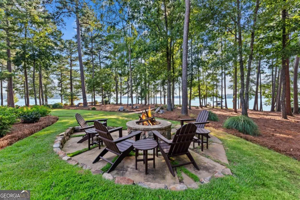 1201 Big Water CIR Greensboro, GA 30642