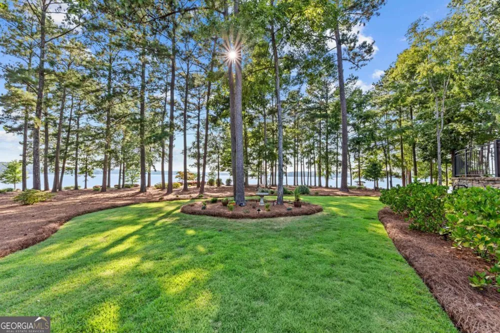 1201 Big Water CIR Greensboro, GA 30642