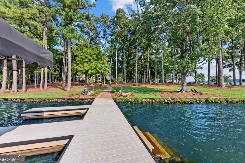 1201 Big Water CIR Greensboro, GA 30642
