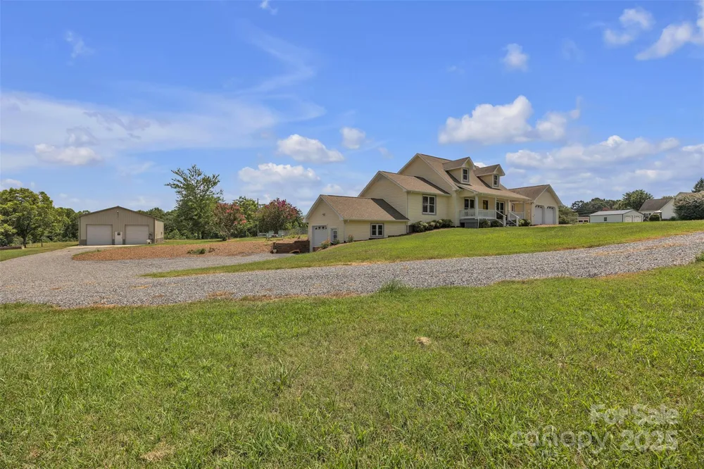 1144 Old Mountain Road Statesville, NC 28677
