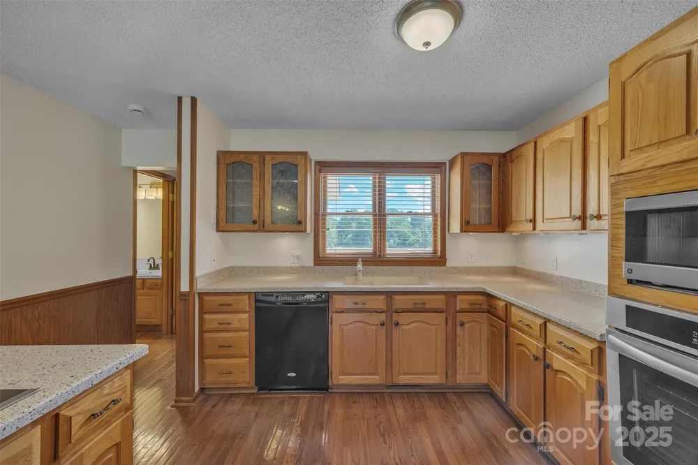 1144 Old Mountain Road Statesville, NC 28677