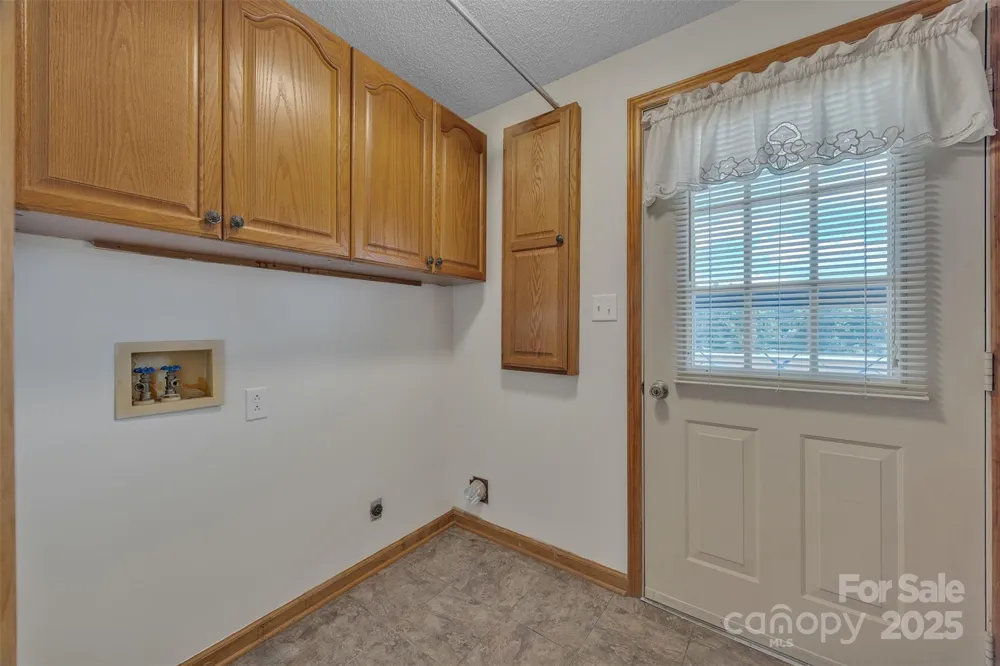 1144 Old Mountain Road Statesville, NC 28677