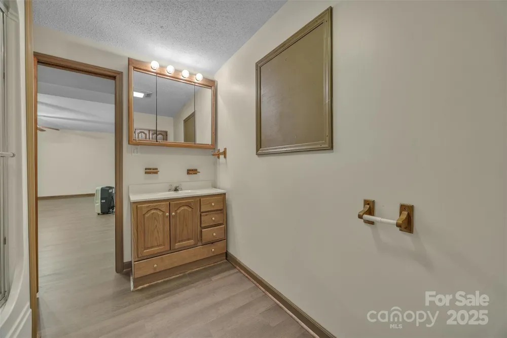 1144 Old Mountain Road Statesville, NC 28677