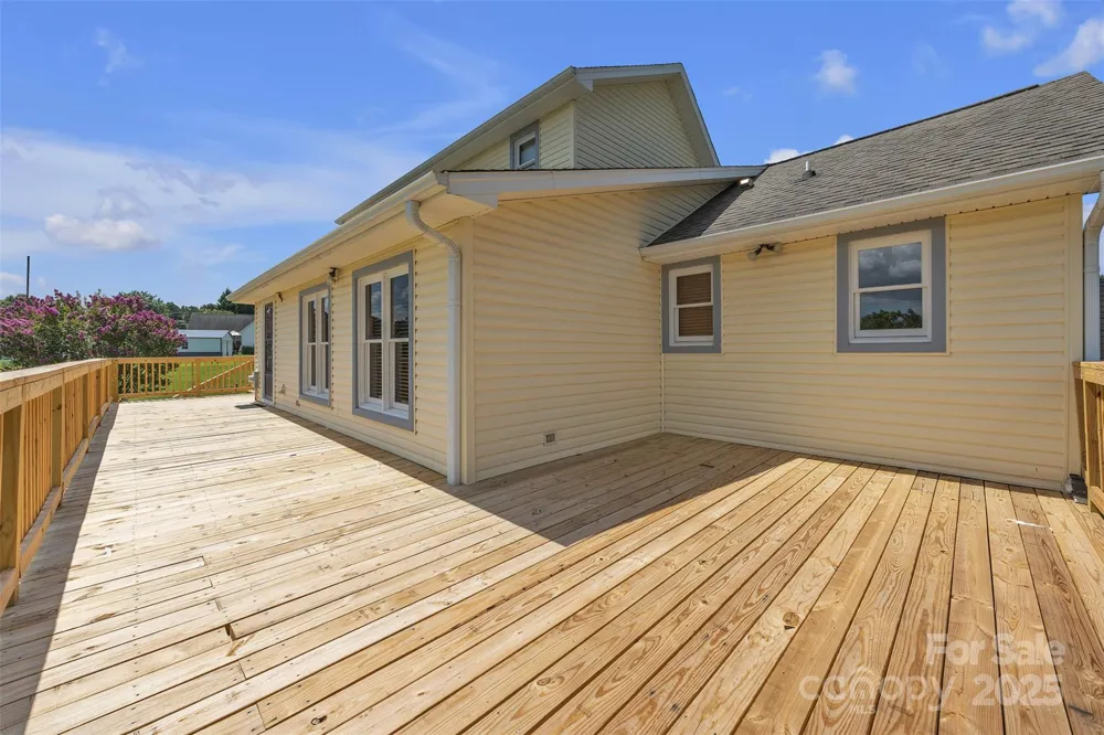 1144 Old Mountain Road Statesville, NC 28677