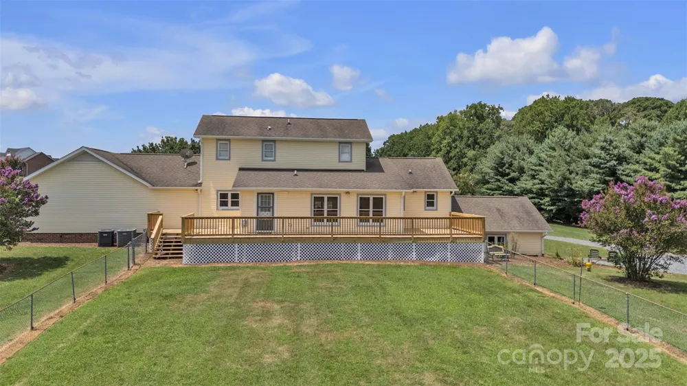 1144 Old Mountain Road Statesville, NC 28677