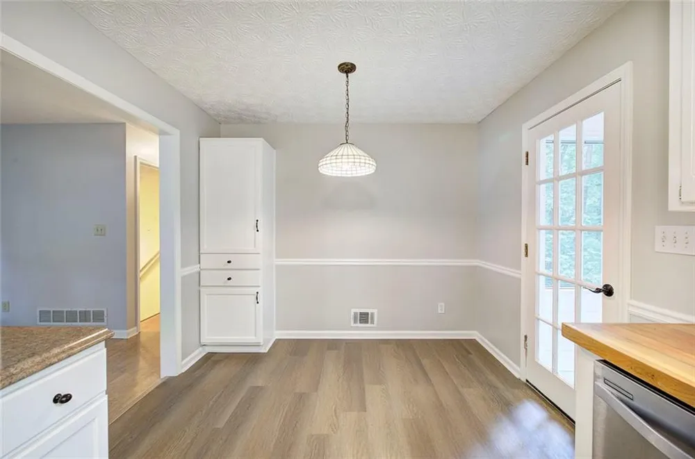 530 Cove Road Canton, GA 30114