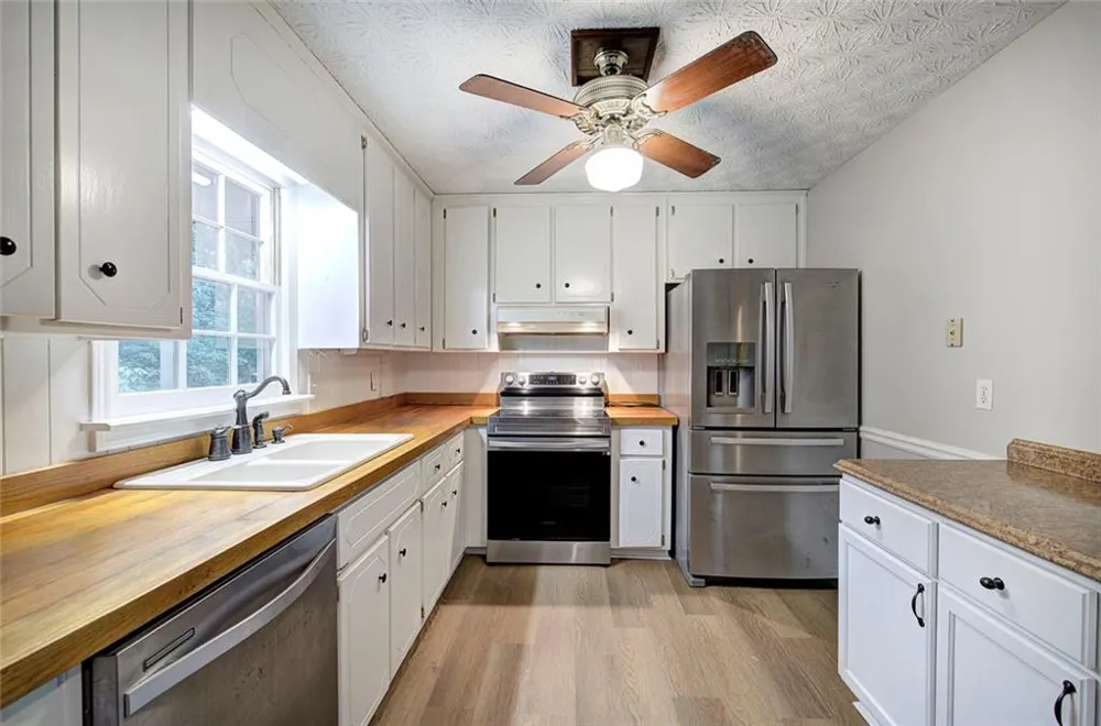 530 Cove Road Canton, GA 30114