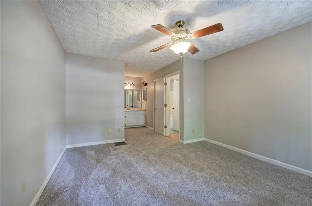 530 Cove Road Canton, GA 30114