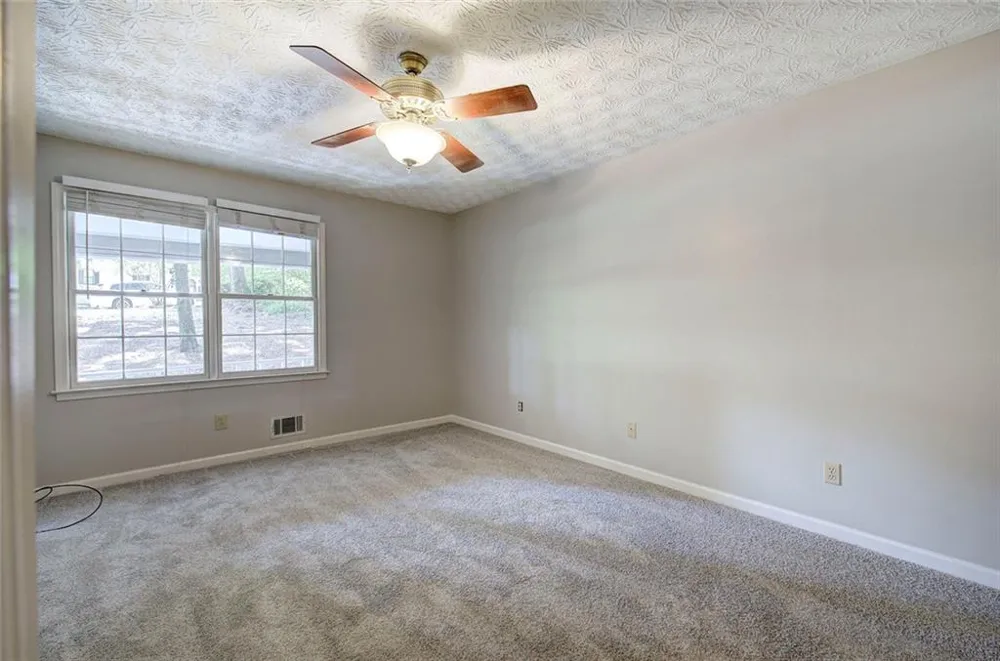 530 Cove Road Canton, GA 30114