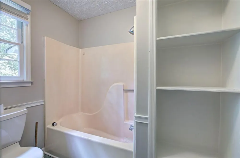 530 Cove Road Canton, GA 30114