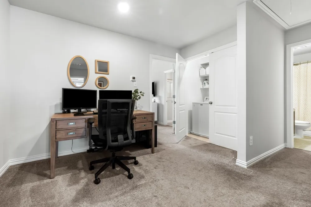 1234 Lamar Drive Lewisville, TX 75077
