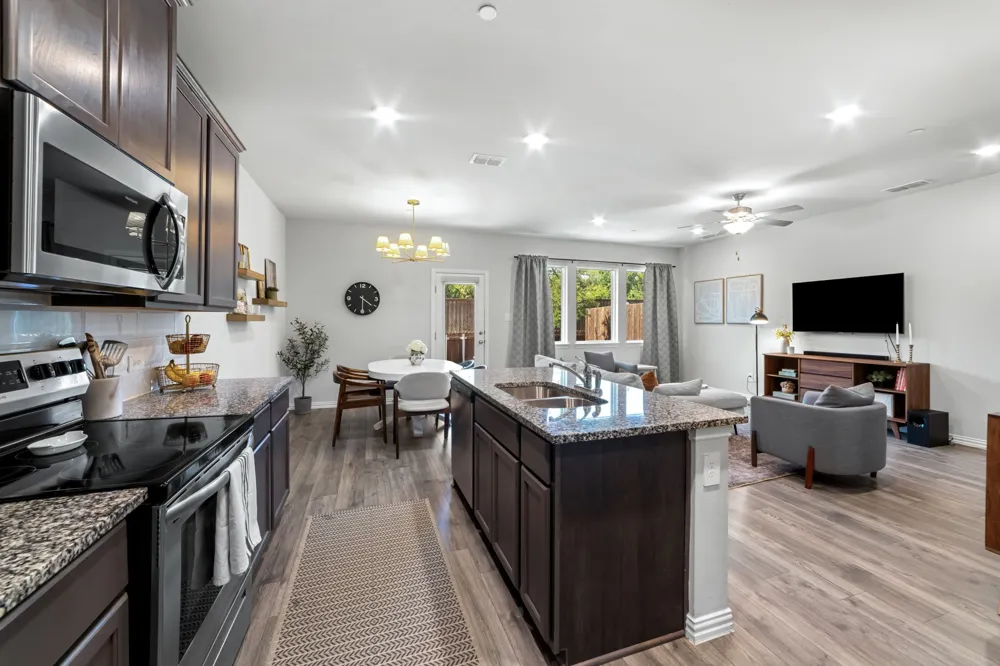 1234 Lamar Drive Lewisville, TX 75077