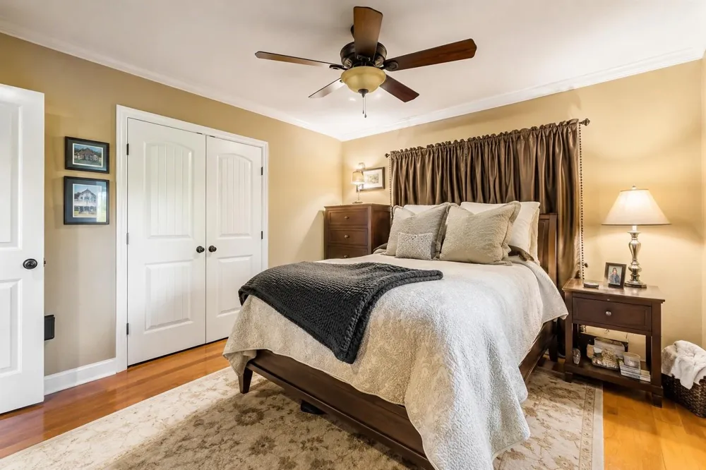 209 County Road 3187 Cleveland, TX 77327
