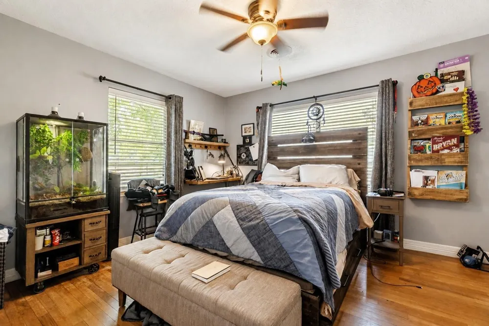 209 County Road 3187 Cleveland, TX 77327