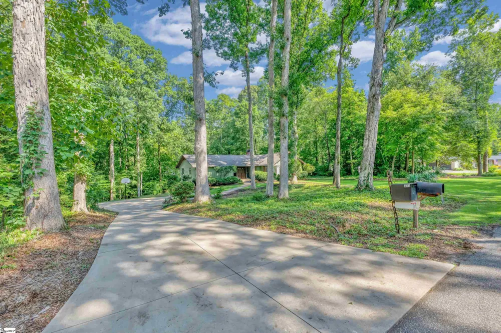131 Browning Drive Greer, SC 29650