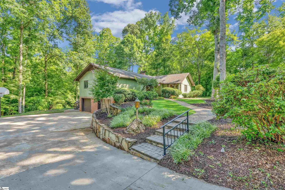 131 Browning Drive Greer, SC 29650