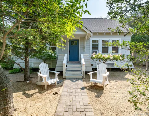 22 Crescent Avenue