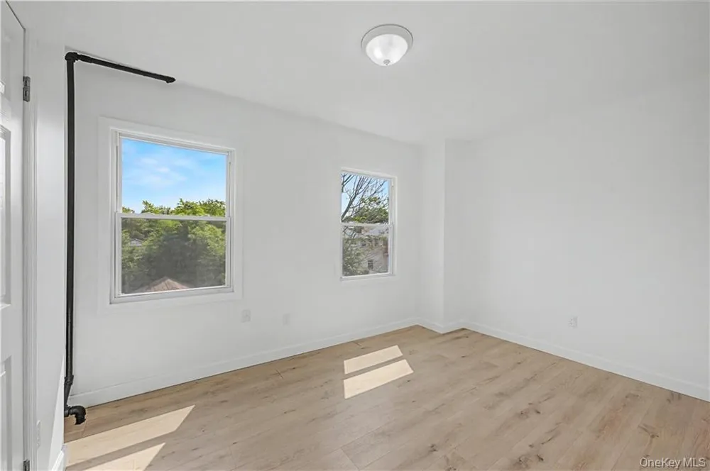 145-37 179TH STREET Springfield Gardens, NY 11434