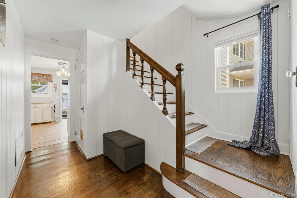 7 Brook Place Ossining, NY 10562